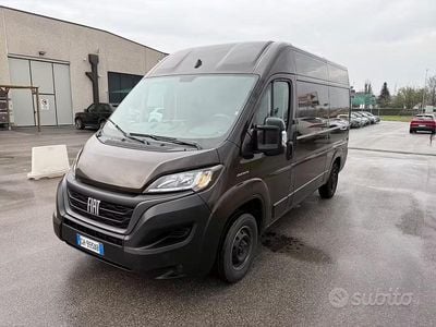 Usata Fiat Ducato 33 120 CV (88 kW) 2021 Marrone Furgone