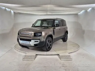 Usata Land Rover Defender 200 CV (147 kW) 2023 Marrone SUV