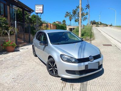 Usata VW Golf VI 105 CV (77 kW) 2011 Grigio Utilitaria