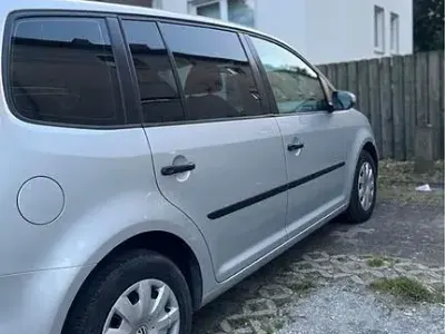 Usata VW Touran 105 CV (77 kW) 2014 Grigio Monovolume