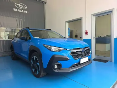 Usata Subaru Crosstrek Premium 136 CV (100 kW) 2025 Blu/azzurro SUV