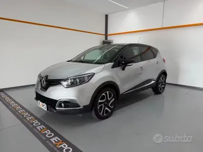 Usata Renault Captur 90 CV (66 kW) 2014 Grigio SUV