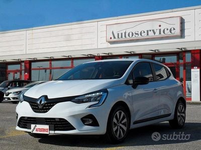 Käytetty Renault Clio IV Business 86 HP (63 kW) 2019 Valkoinen Sedan