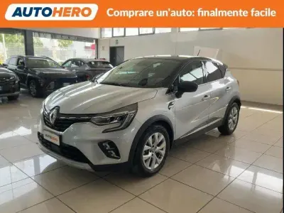 Usata Renault Captur Intens 145 CV (106 kW) 2021 Grigio SUV