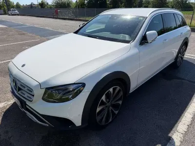 Usata Mercedes E220 All-Terrain 194 CV (142 kW) 2019 Bianco Station wagon