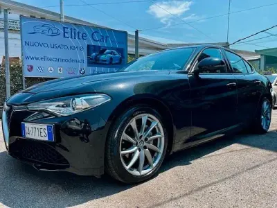 Usata Alfa Romeo Giulia Super 160 CV (117 kW) 2020 Nero Berlina