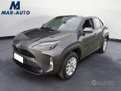 Usata Toyota Yaris Cross Business Edition 116 CV (85 kW) 2022 Grigio SUV