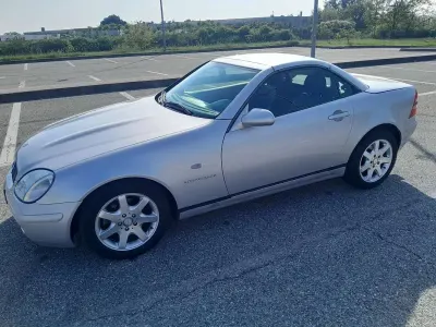 Usata Mercedes SLK200 192 CV (141 kW) 1999 Argento Cabrio