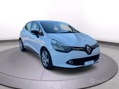 Usata Renault Clio IV 90 CV (66 kW) 2014 Bianco Berlina