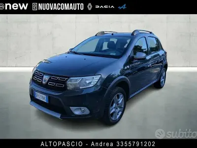 Usata Dacia Sandero Stepway 90 CV (66 kW) 2018 Grigio Berlina