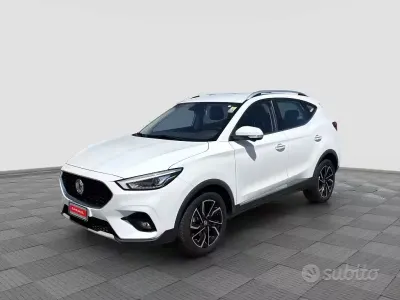 Usata MG ZS Luxury 111 CV (81 kW) 2022 Bianco SUV