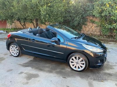 Usata Peugeot 207 CC 120 CV (88 kW) 2011 Nero Cabrio