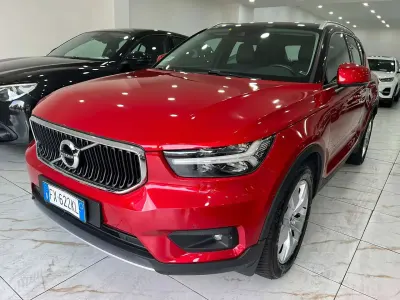 Usata Volvo XC40 Business Edition 150 CV (110 kW) 2019 Bianco SUV