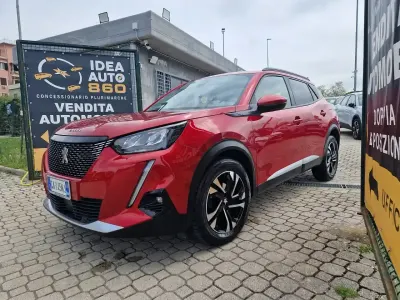 Usata Peugeot 2008 Allure 131 CV (96 kW) 2020 Rosso SUV