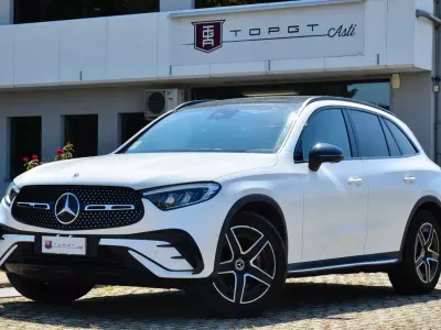 Usata Mercedes GLC200 AMG Line Premium Plus 204 CV (150 kW) 2023 Bianco SUV
