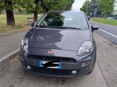 Usata Fiat Punto 77 CV (56 kW) 2015 Grigio Utilitaria