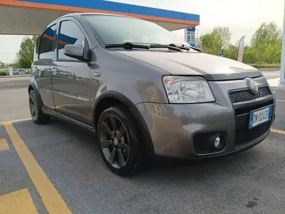 Usata Fiat Panda 101 CV (74 kW) 2008 Utilitaria