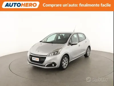 Usata Peugeot 208 Active 82 CV (60 kW) 2016 Grigio Utilitaria
