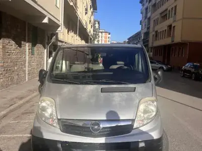 Usata Opel Vivaro 136 CV (100 kW) 2009 Monovolume
