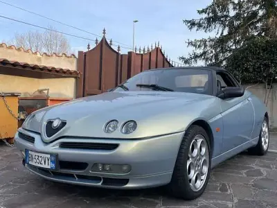 Usata Alfa Romeo Spider Lusso 192 CV (141 kW) 2000 Cabrio