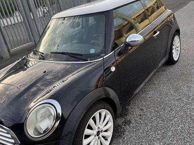 Usata Mini Cooper D 112 CV (82 kW) 2011 Nero Utilitaria