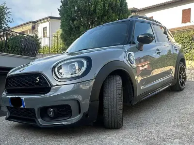 Usata Mini Cooper Countryman 121 CV (88 kW) 2021 Grigio SUV