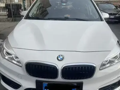 Usata BMW 218 Active Tourer Sport Line 150 CV (110 kW) 2014 Bianco Monovolume