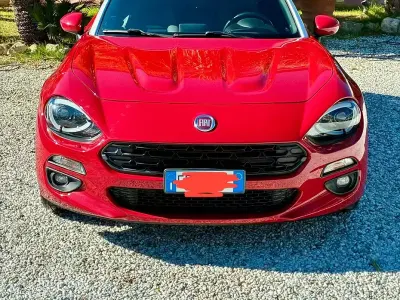 Usata Fiat 124 140 CV (102 kW) 2016 Rosso Cabrio