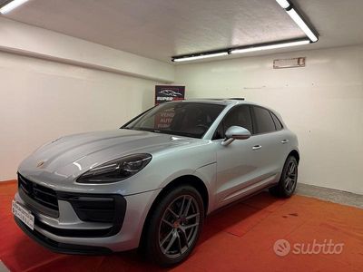 Usata Porsche Macan 265 CV (194 kW) 2023 Grigio SUV