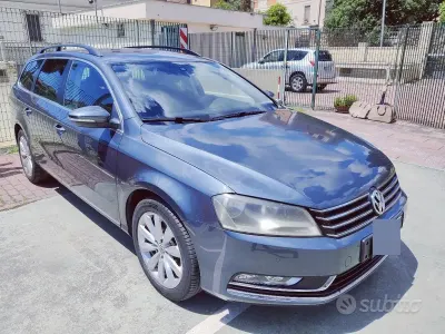 Usata VW Passat Comfortline 140 CV (102 kW) 2011 Grigio Station wagon