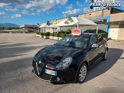 Usata Alfa Romeo Giulietta Super 120 CV (88 kW) 2019 Nero Utilitaria