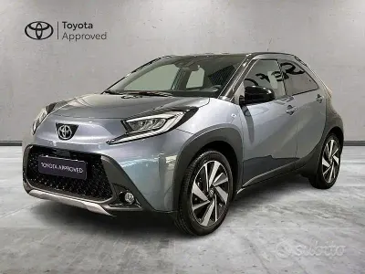 Usata Toyota Aygo X Lounge 72 CV (52 kW) 2024 Blu/azzurro SUV