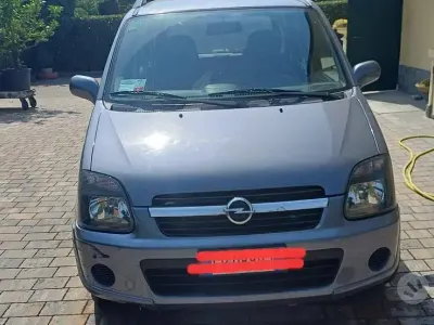Usata Opel Agila 60 CV (44 kW) 2005 Grigio Monovolume