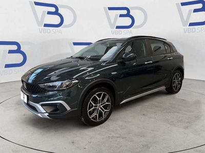 Usata Fiat Tipo Cross 131 CV (96 kW) 2024 Verde Station wagon