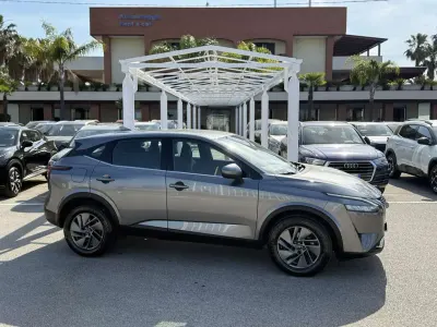 Usata Nissan Qashqai 158 CV (116 kW) 2024 Grigio SUV