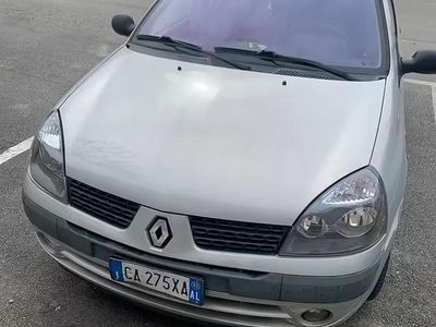 Usata Renault Clio II 2002 Grigio Utilitaria