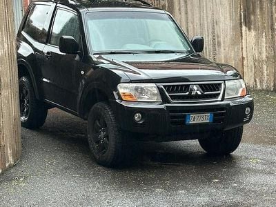 Usata Mitsubishi Pajero 160 CV (117 kW) 2004 Nero SUV