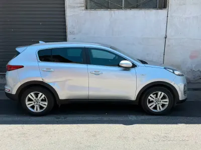 Usata Kia Sportage 141 CV (103 kW) 2018 Grigio SUV