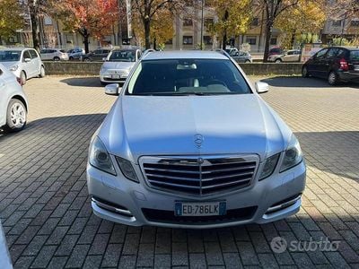 Usata Mercedes E220 175 CV (128 kW) 2010 Grigio Station wagon