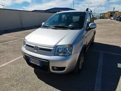 Usata Fiat Panda Dynamic 60 CV (44 kW) 2010 Grigio Utilitaria