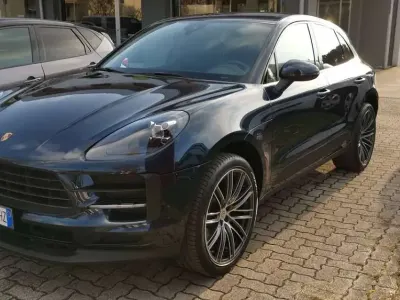Usata Porsche Macan 245 CV (180 kW) 2021 Blu/azzurro SUV