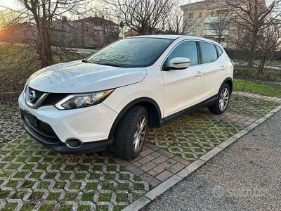 Usata Nissan Qashqai 115 CV (84 kW) 2015 Bianco SUV