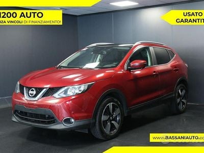 Usata Nissan Qashqai N-Connecta 110 CV (80 kW) 2017 Rosso SUV
