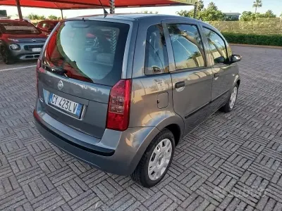 Usata Fiat Idea Emotion 95 CV (69 kW) 2005 Grigio Monovolume