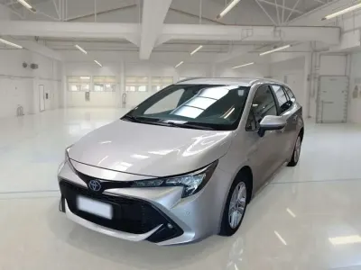 Usata Toyota Corolla Business Edition 98 CV (72 kW) 2021 Grigio Station wagon