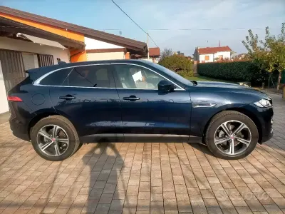 Usata Jaguar F-Pace 250 CV (183 kW) 2017 Blu SUV