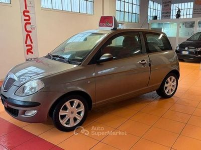 Grigio Usata 2005 Lancia Ypsilon Utilitaria | 2999 € (Buon prezzo)