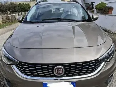 Usata Fiat Tipo Business 120 CV (88 kW) 2019 Station wagon