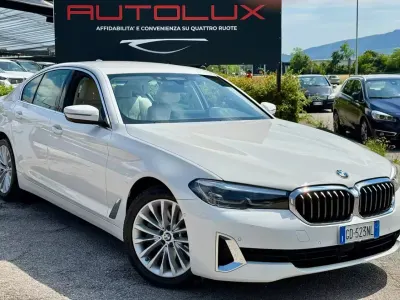 Usata BMW 530 Luxury Line 249 CV (183 kW) 2021 Bianco Berlina
