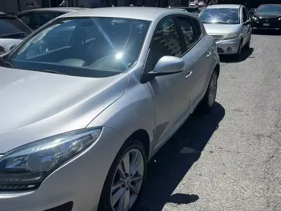 Usata Renault Mégane III 110 CV (80 kW) 2012 Grigio Berlina